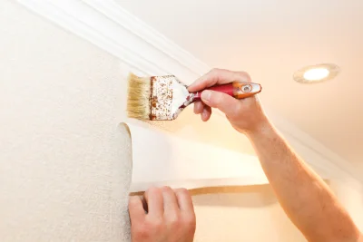 Pose de papier peint à Boulon — revêtements muraux et toiles de verre